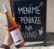 Meníme peniaze na víno.